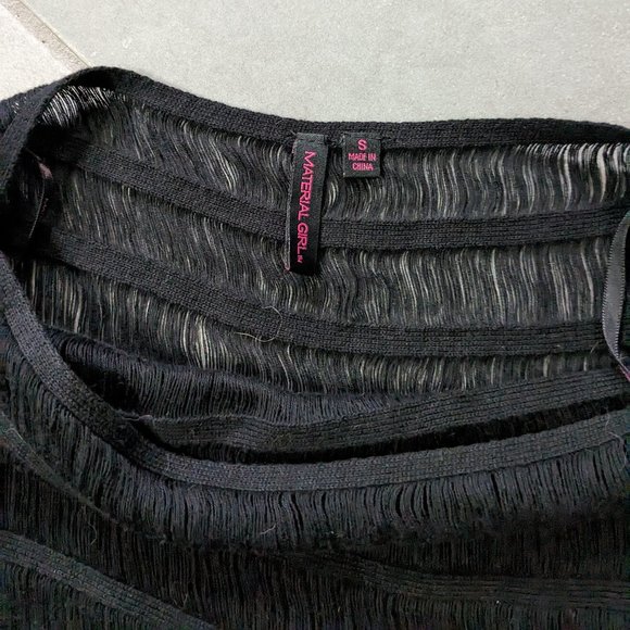 Black Lace Open Weave Crop Top - Picture 8 of 11